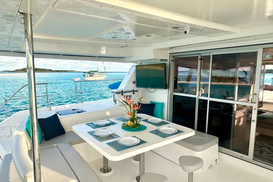 Boat image 3