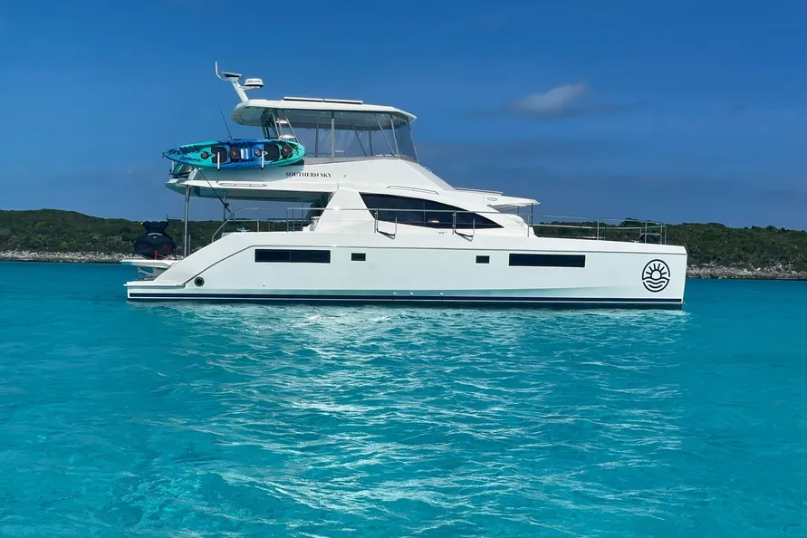 Boat image 19